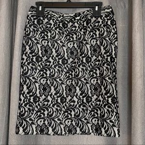 *BUY 1 GET 1 FREE* Worthington lace skirt